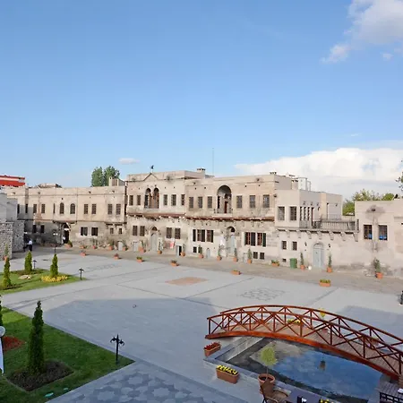 Setenonu 1892 Hotel 3*