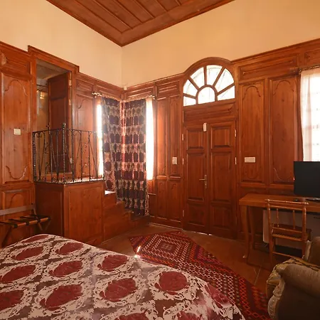 Setenonu 1892 Hotel 3*