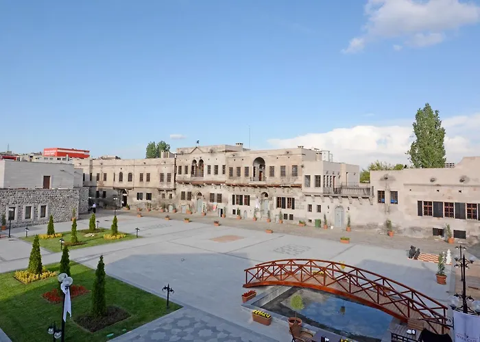 Setenonu 1892 Hotel 3*